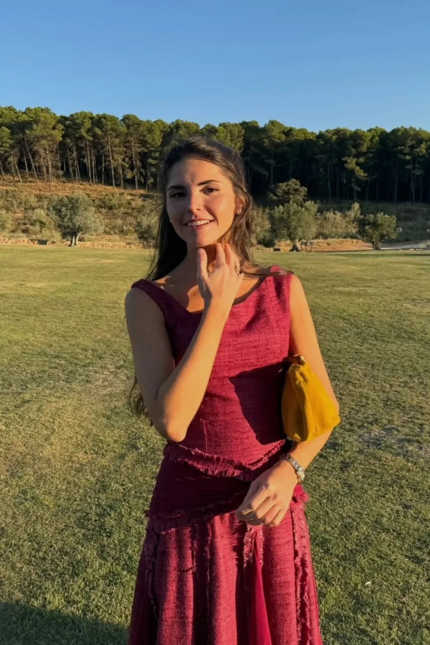 Peinado de madrina joven