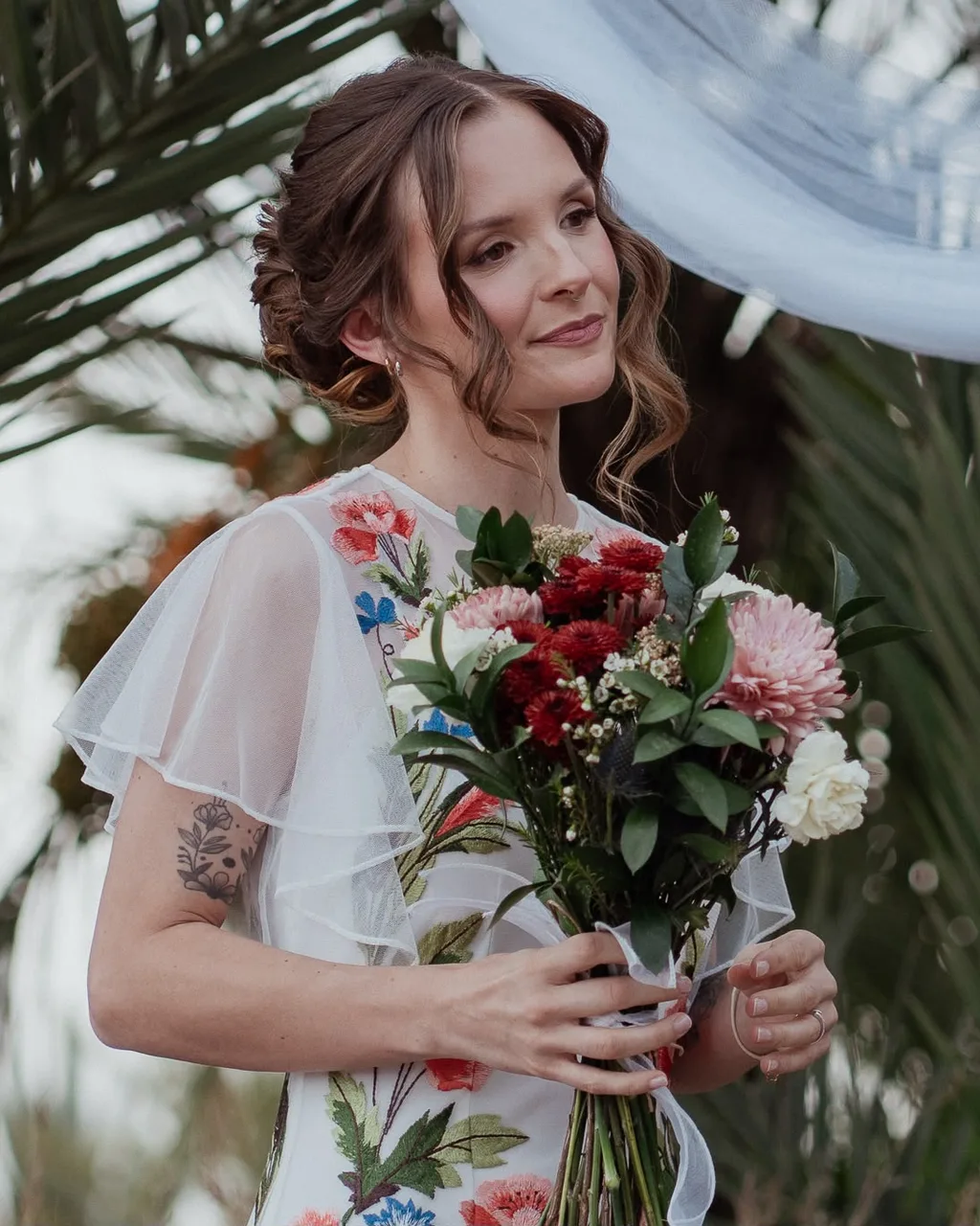 Maquillaje de novia soft glam en tonos cálidos